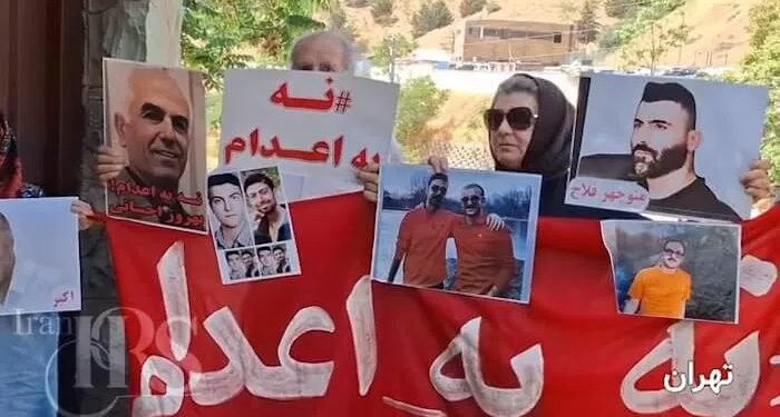 In the seventy-first week of the nationwide “Tuesdays Against Execution” campaign, protesters in 22 Iranian cities
