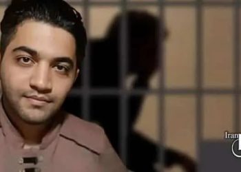 Hamzeh Darvish, a Sunni prisoner, continues his hunger strike in Lakan Prison, Rasht, protesting religious discrimination and demanding transfer to Evin or Ghezel Hesar.